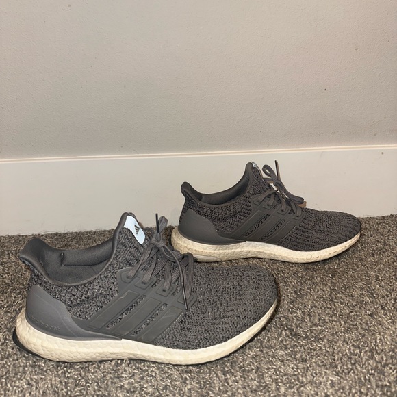 Adidas Ultraboost 4.0 - Picture 2 of 7